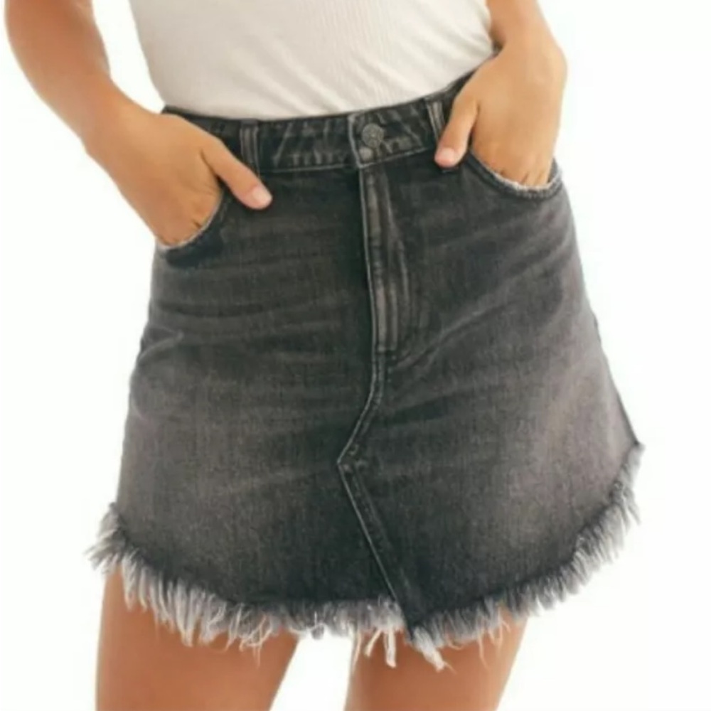 NWT Free People Maverick Denim Mini Skirt Gray-Black Fringe Shredded Hem Size 28